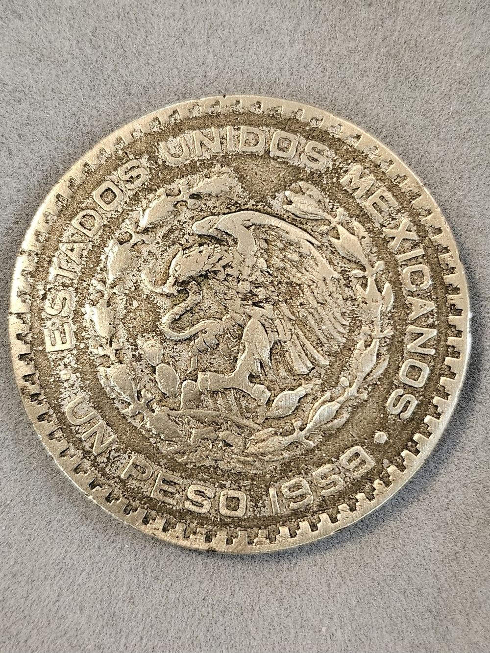 Mexican 1 Peso Coin (1959) - Silver Vintage Coin